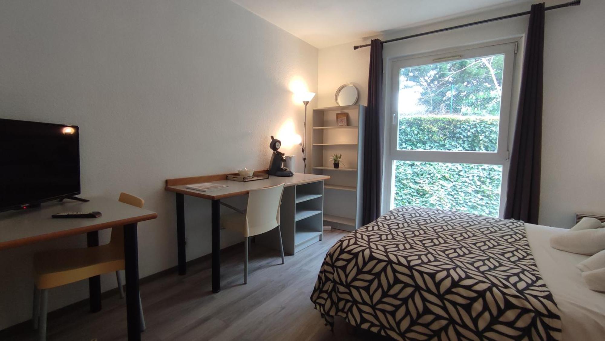 Neoresid - Residence Du Parc Reims Eksteriør bilde